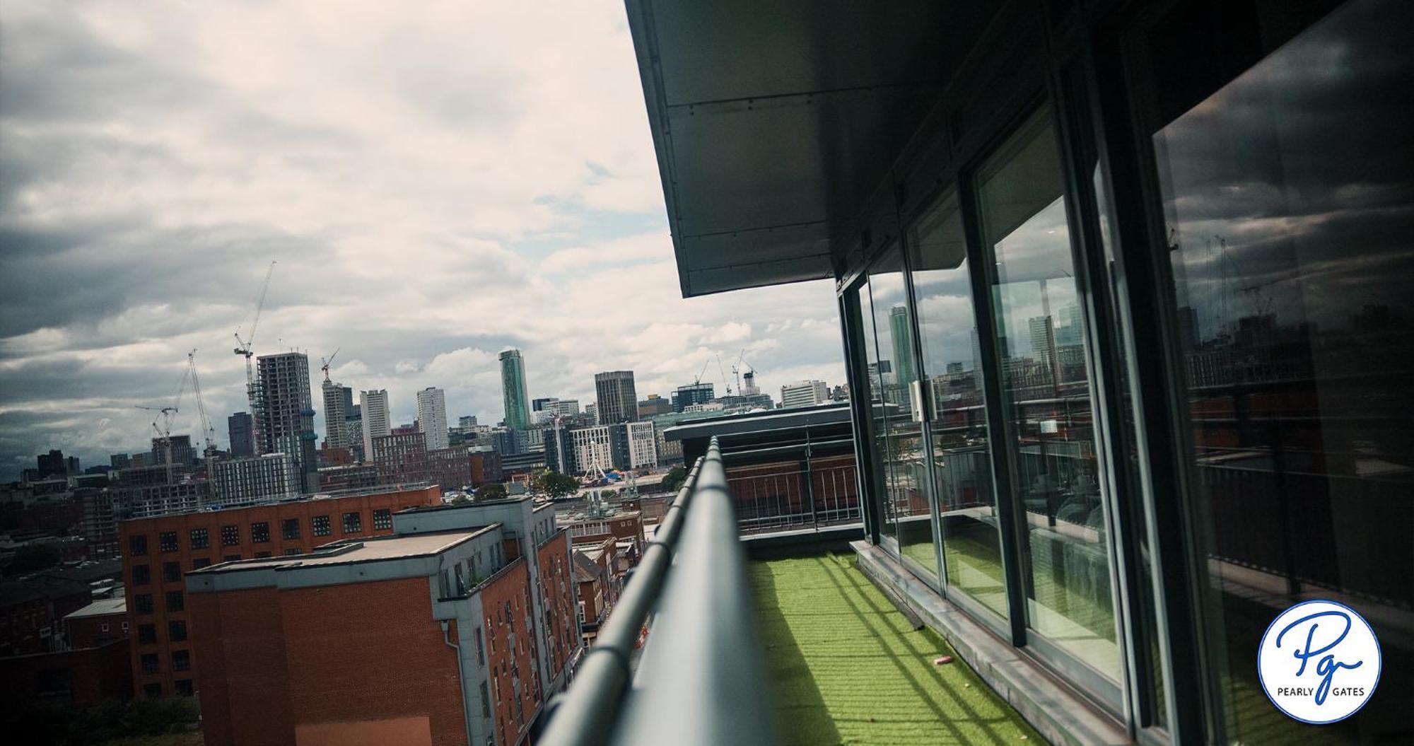 Penthouse - Amazing Skyline Views - Free Parking - Balcony - Utilita Arena - New St Station - Bullring Shopping Appartement *