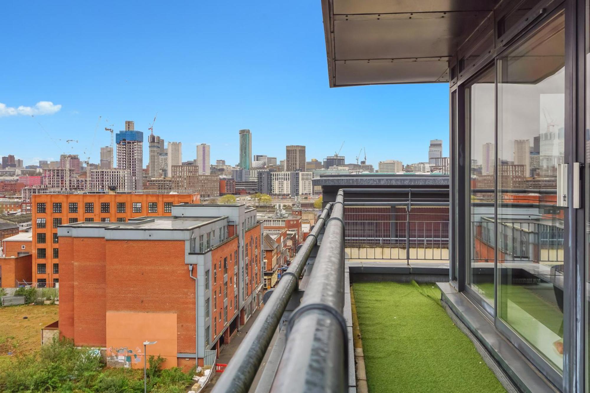 Penthouse - Amazing Skyline Views - Free Parking - Balcony - Utilita Arena - New St Station - Bullring Shopping Appartement *